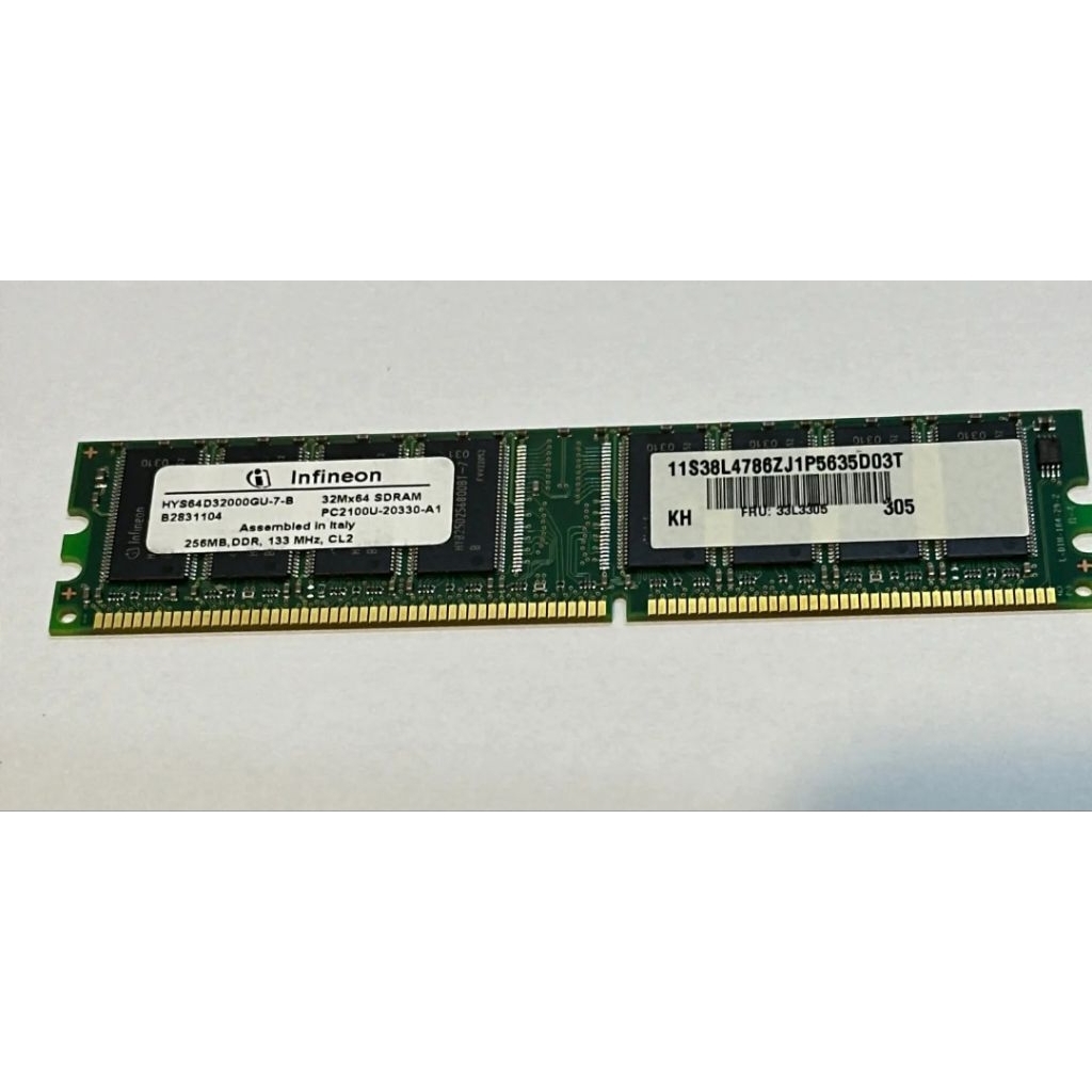 Infineon HYS64D32000GU-7-B PC2100U-20330 256MB PC2100 133MHz Desktop DDR Memory (RAM)