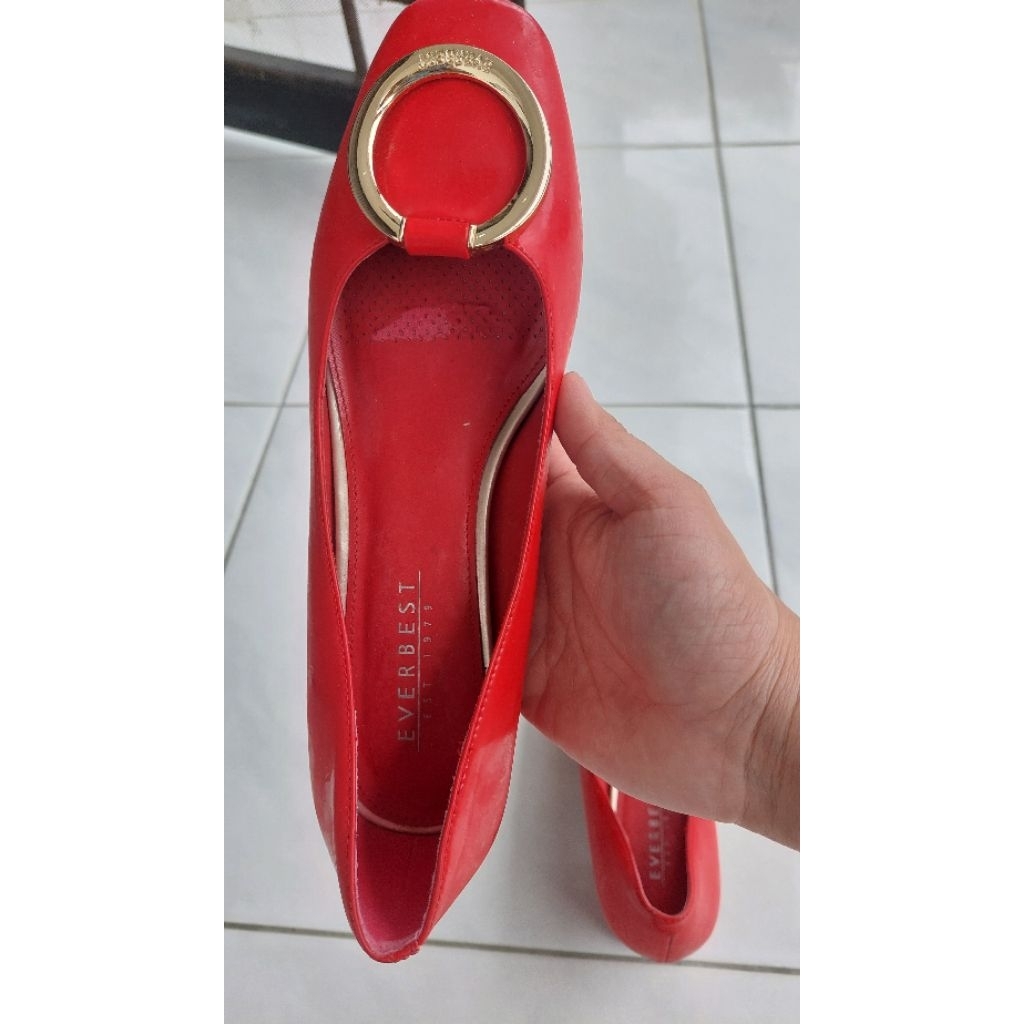 sepatu everbest preloved
