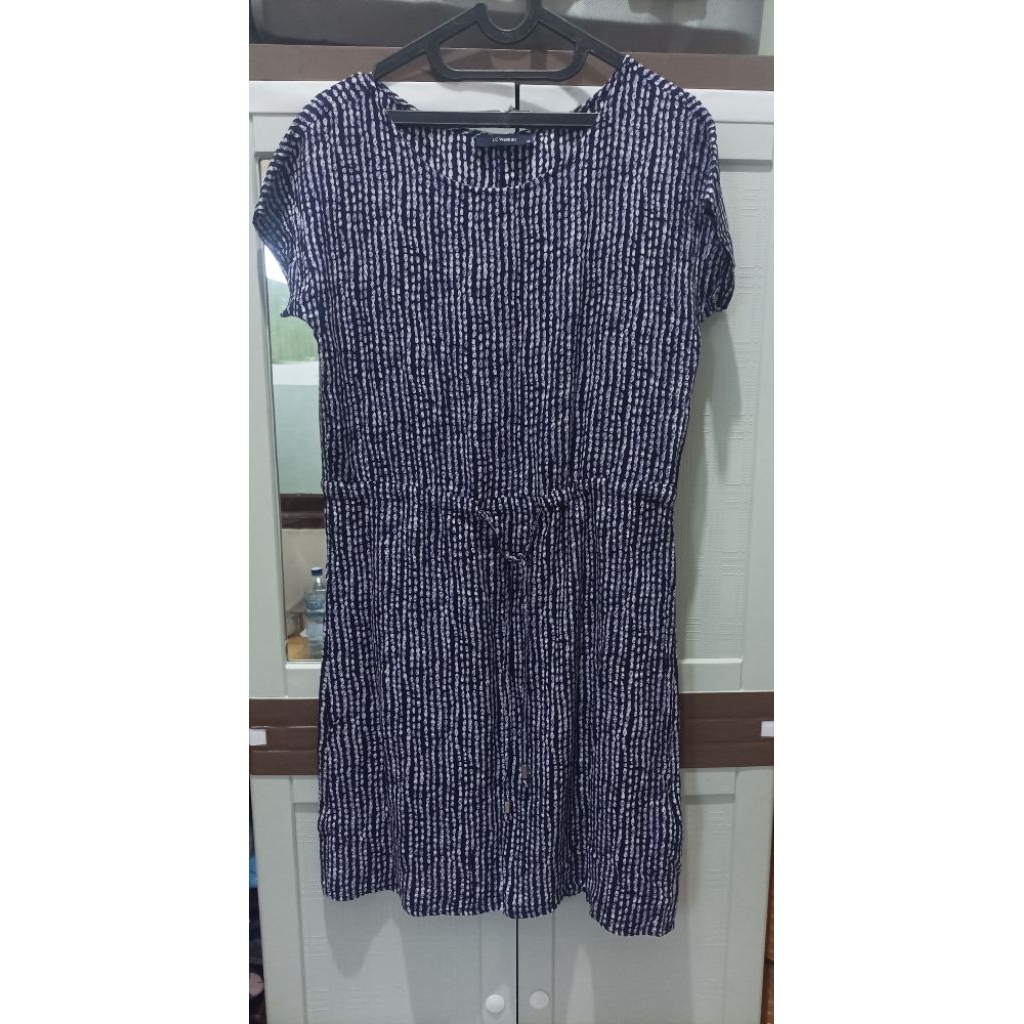 Dress lc waikiki preloved