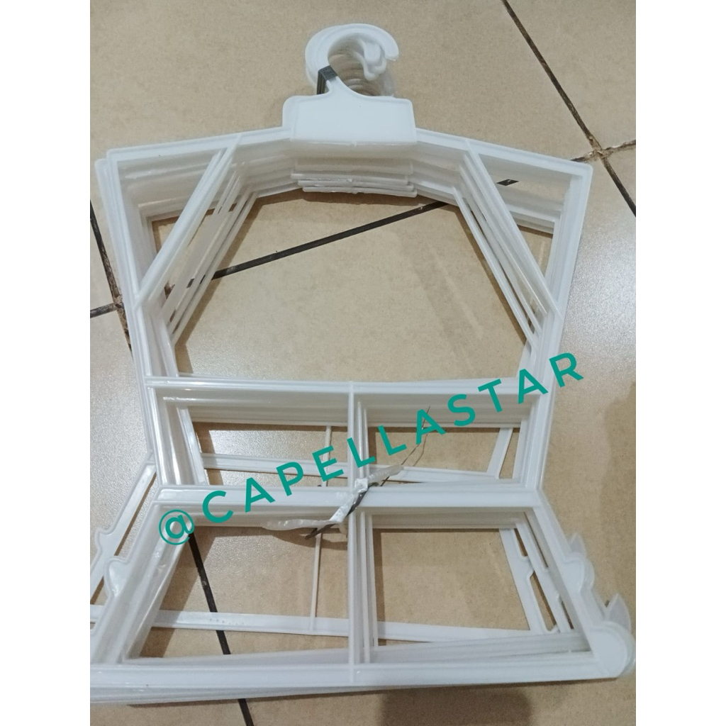 (Prelove EksToko)Hanger baju anak gantungan baju anak kotak gantungan setelan display baju anak