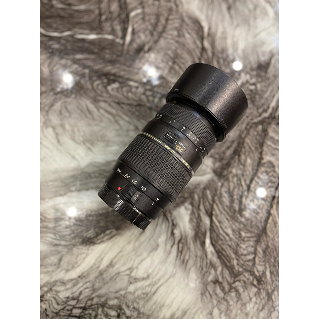 Lensa Tele TAMRON 70 300mm For Canon Like New