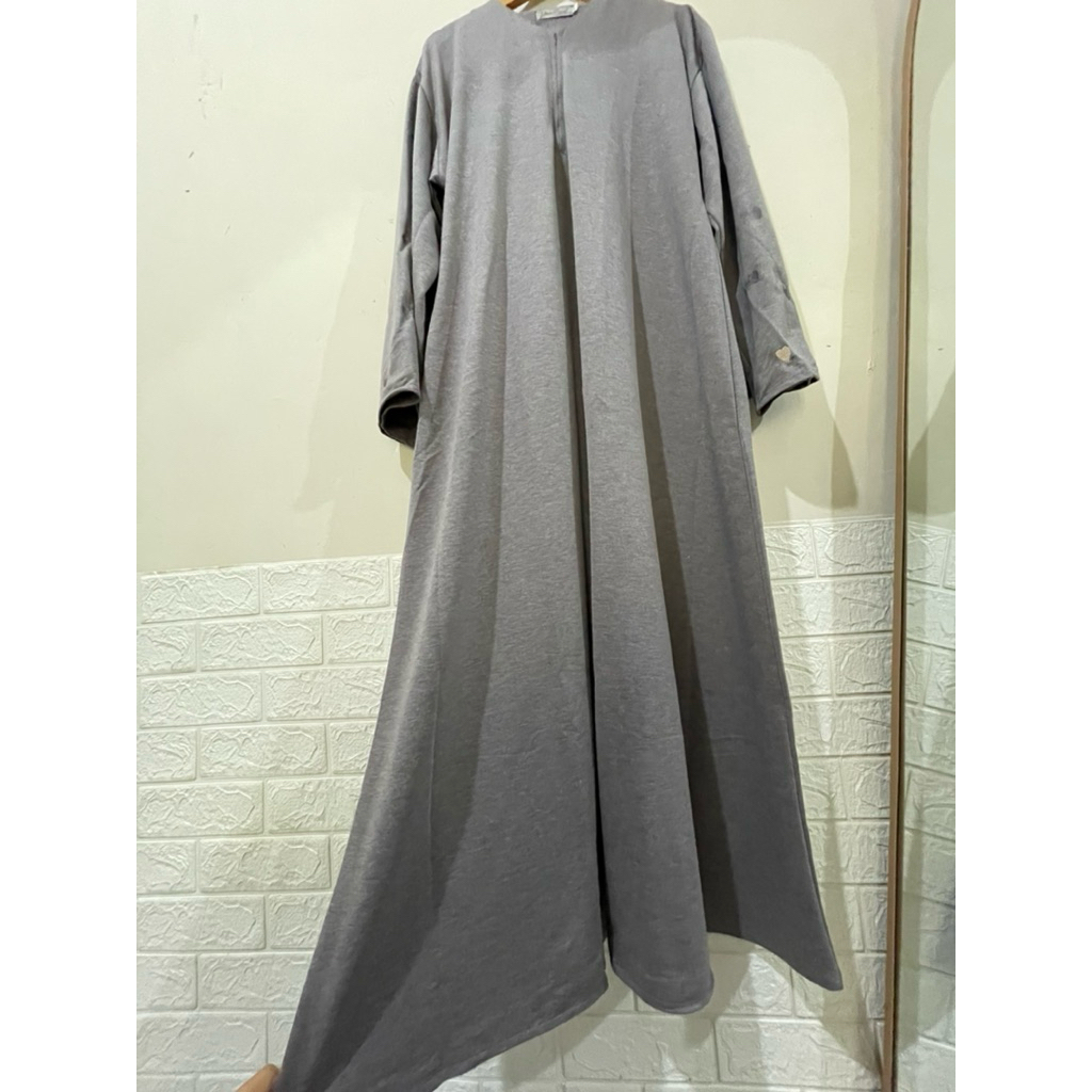 Preloved Abaya Bloom Abaya by Yoora Sarah