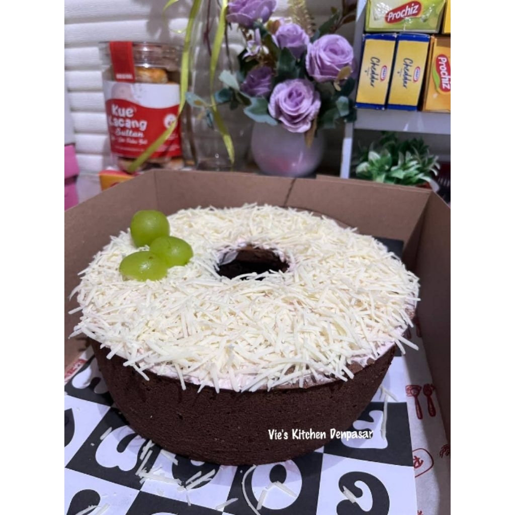 Bolu Coklat Jadul Panggang Topping Keju