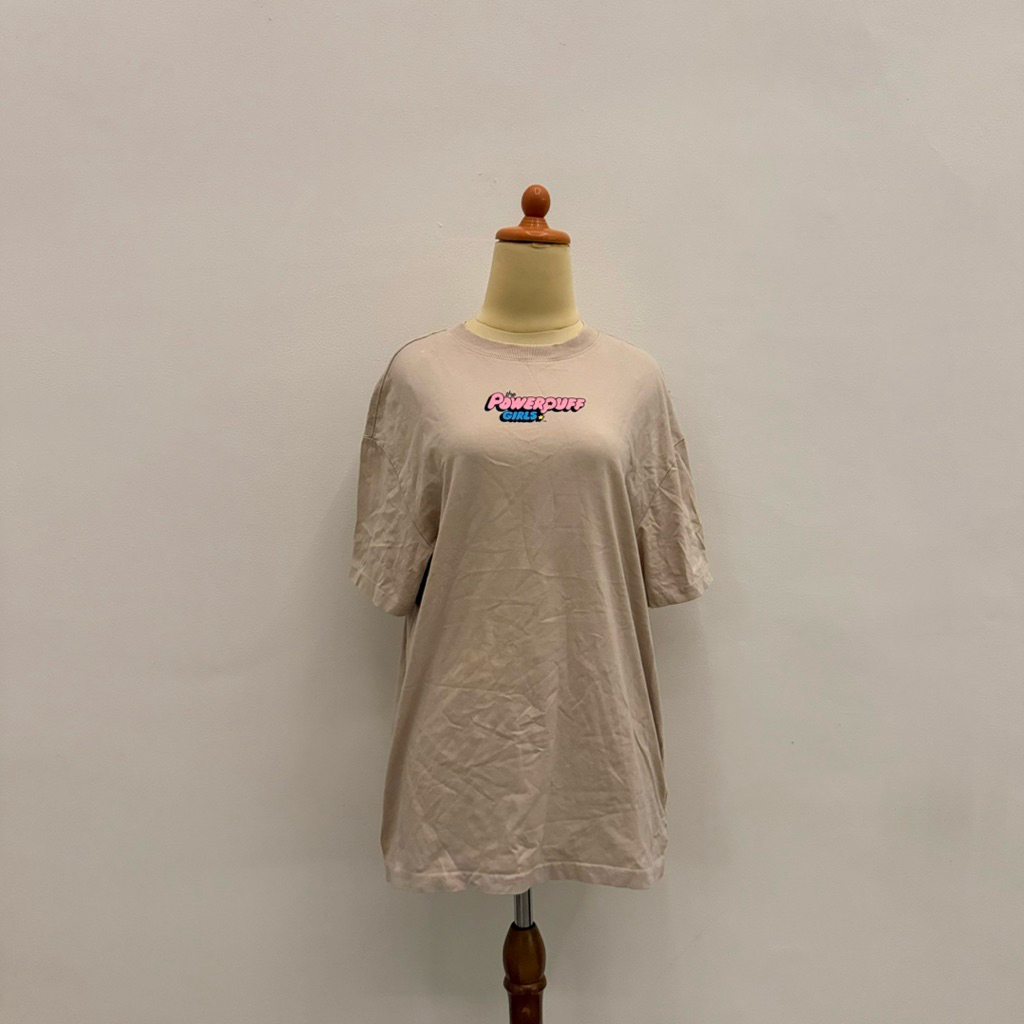 PRELOVED H&M Powerpuff Girls PPG Beige Graphic Print Short Sleeve T-Shirt Blouse Fashion Wanita