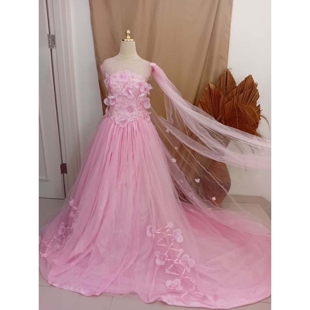 sewa gaun pink-sewa gaun prewed-sewa gaun rent prewedding dress