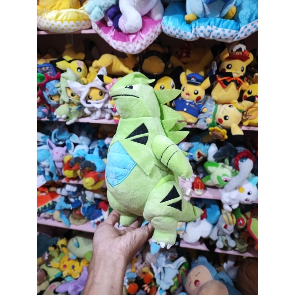 Boneka Pokemon Tyranitar Pokemon Center