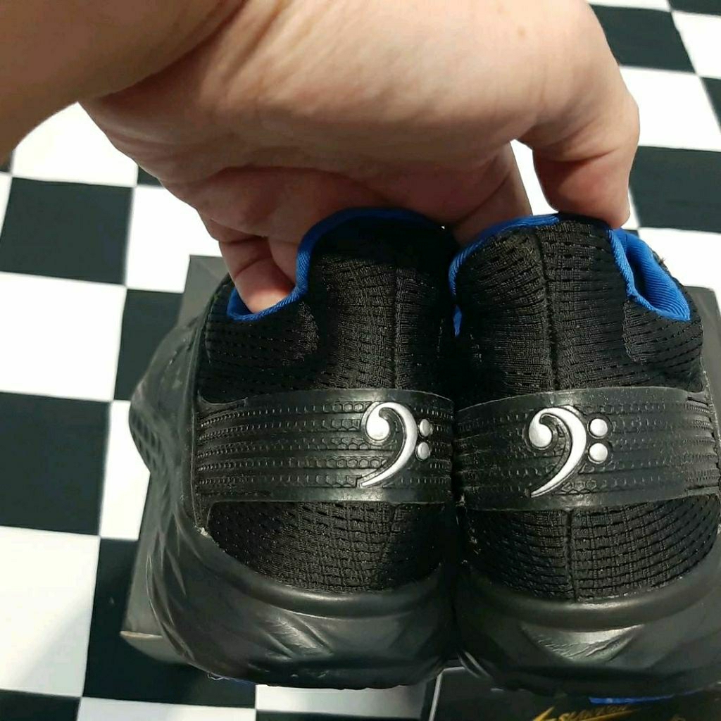 Sepatu Eagle x Slank Slanked Ivanka Edition