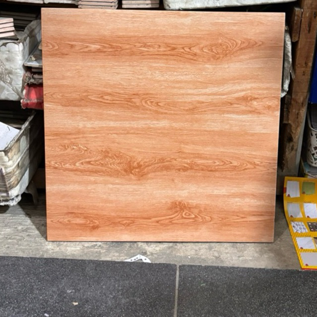 Keramik Kasar Motif Kayu 50x50 Tokyo Brown