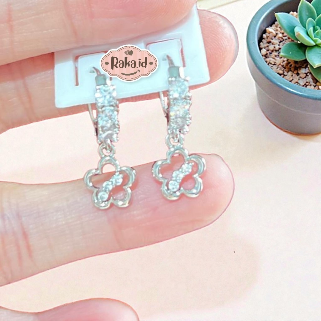 Anting Clip Jurai Bulat Motif Bunga 3 Baris Manis Minimalis 2226
