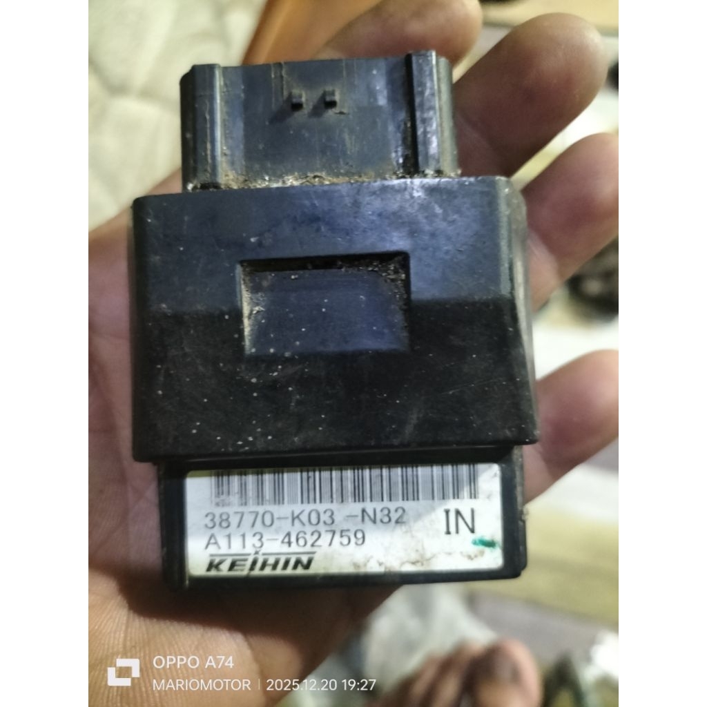 ecu CDI  Revo fi  barang original copotan motor hidup