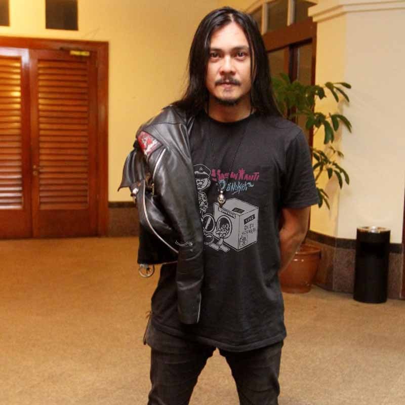 Kaos Jason Ranti x Dongker