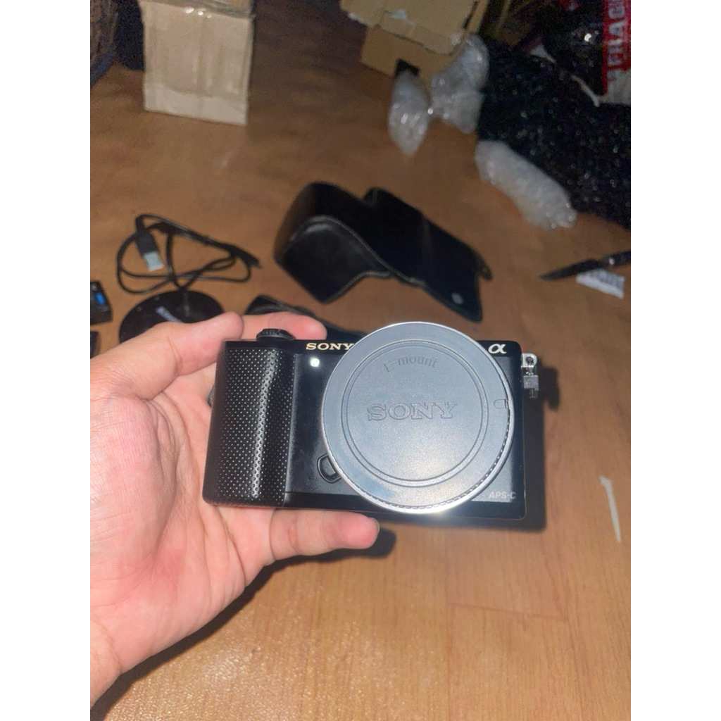 Kamera Sony a5000 second, kondisi mulus minus flash off
