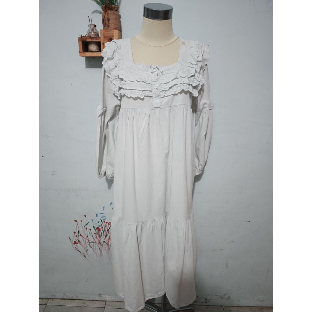 SleepDress Noni Renda Vintage lengan balon Ullala