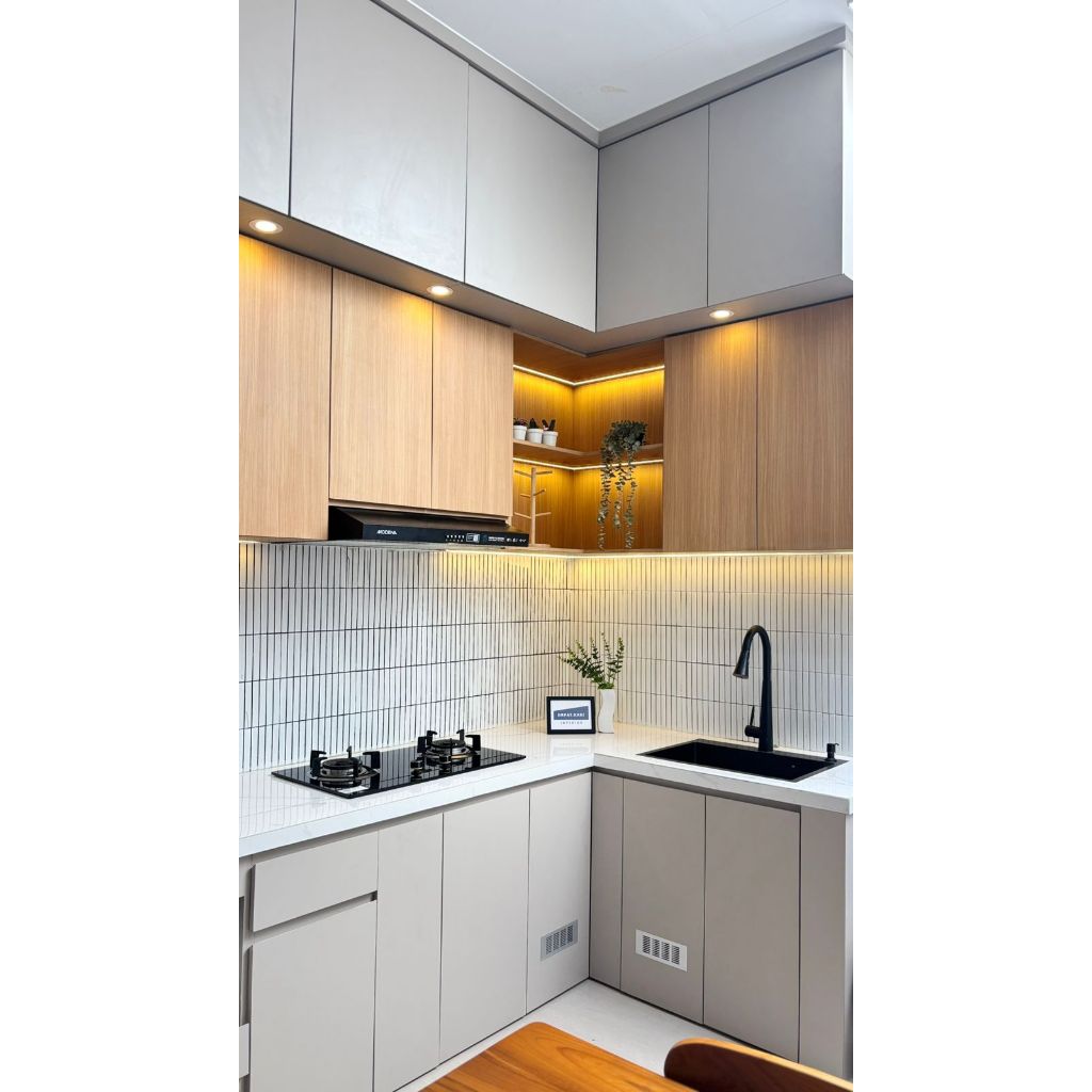 Rak dapur mini bar minimalis terpasang / kitchen set surabaya