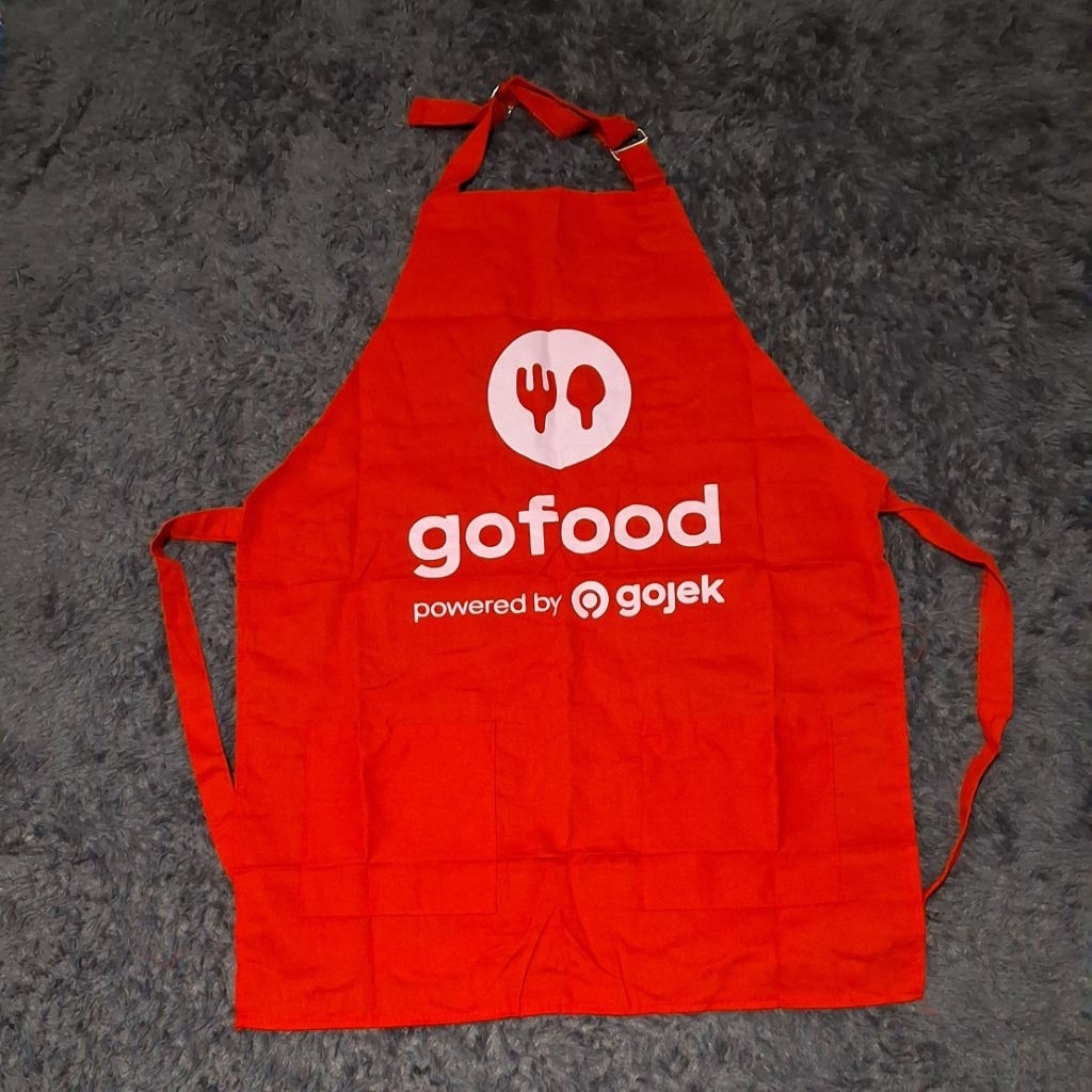 Apron GoFood Warna Merah / Apron Celemek Pelindung Masak / Cover Pelindung Saat Masak