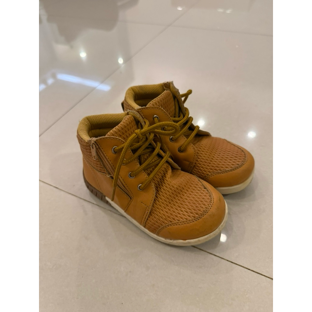 preloved sepatu anak boot