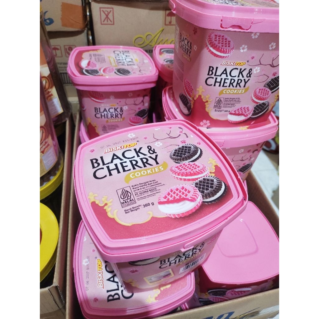 Biskitop Black & Cherry Cookies 360g