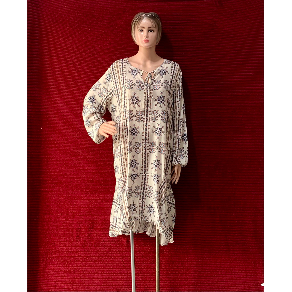 DRESS WANITA PUTIH MOTIF BOHEMIAN ETNIK CANTIK RUFFLE BAJU SANTAI
