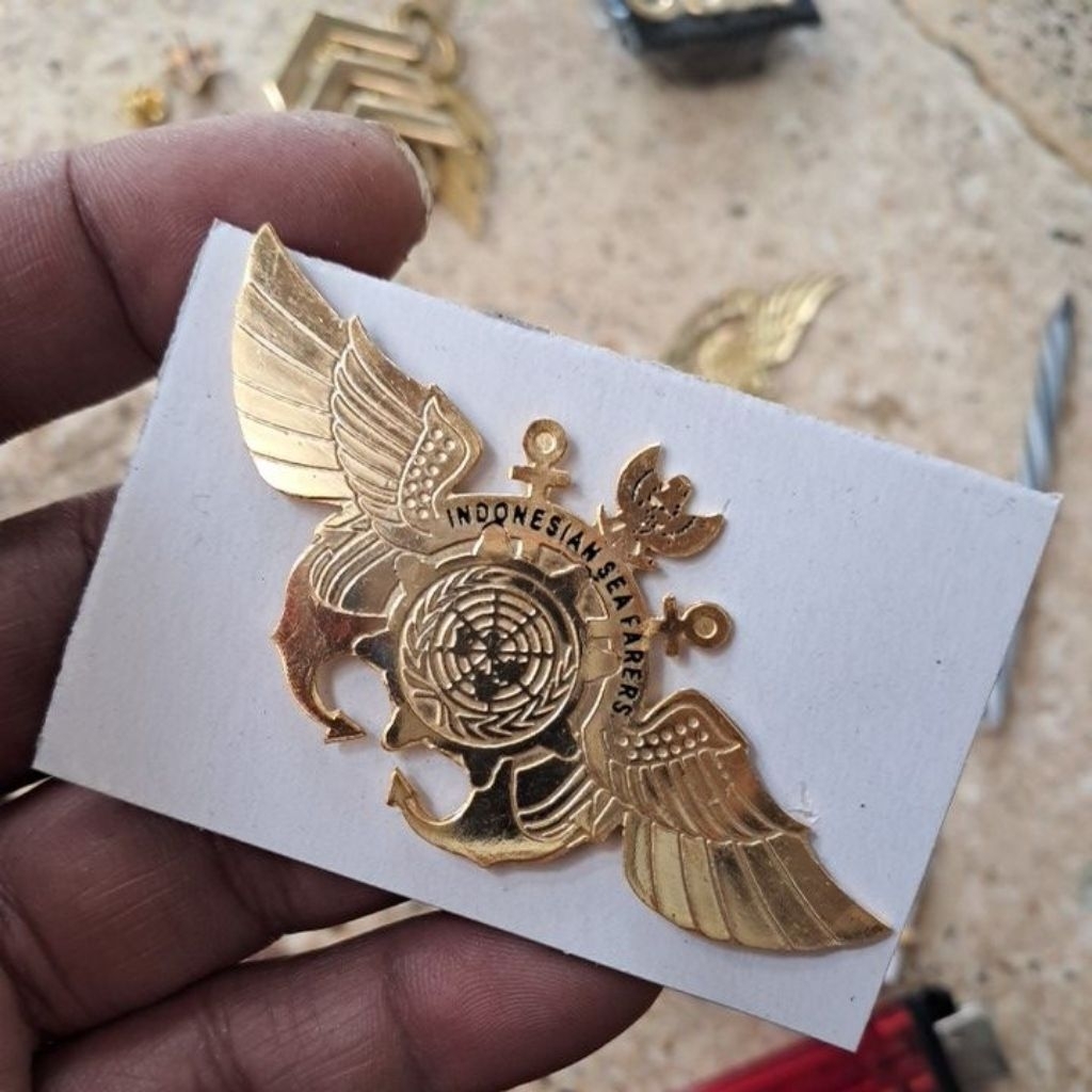 wing indoseafarers gold tanpa braso