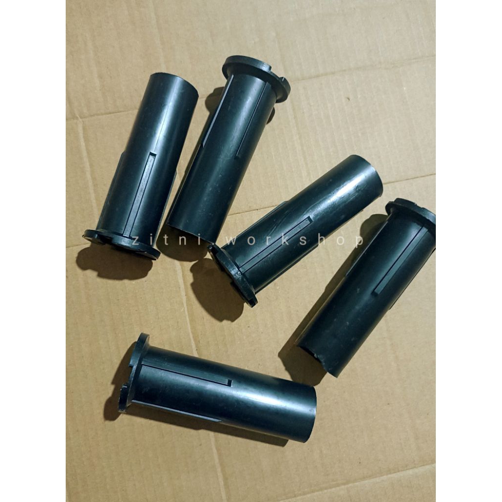 SELONGSONG ATAS KARBU - Plastik Selongsong Atas Shock Breaker Belakang Vario Karbu Beat Karbu Scoopy