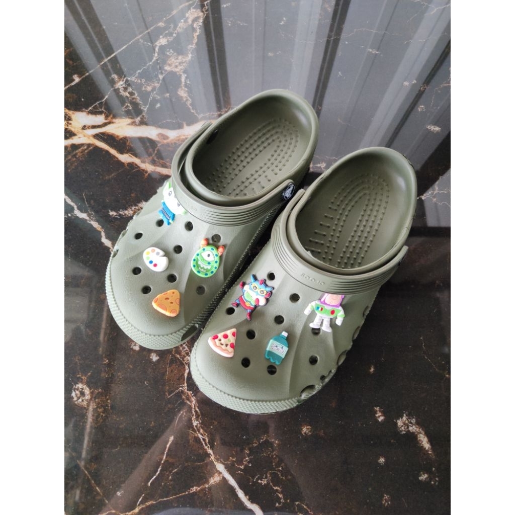Crocs Original Reject Cutting Hijau Army 23cm 24.5cm