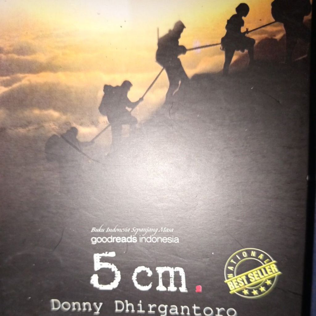 Preloved Novel 5cm Non Original