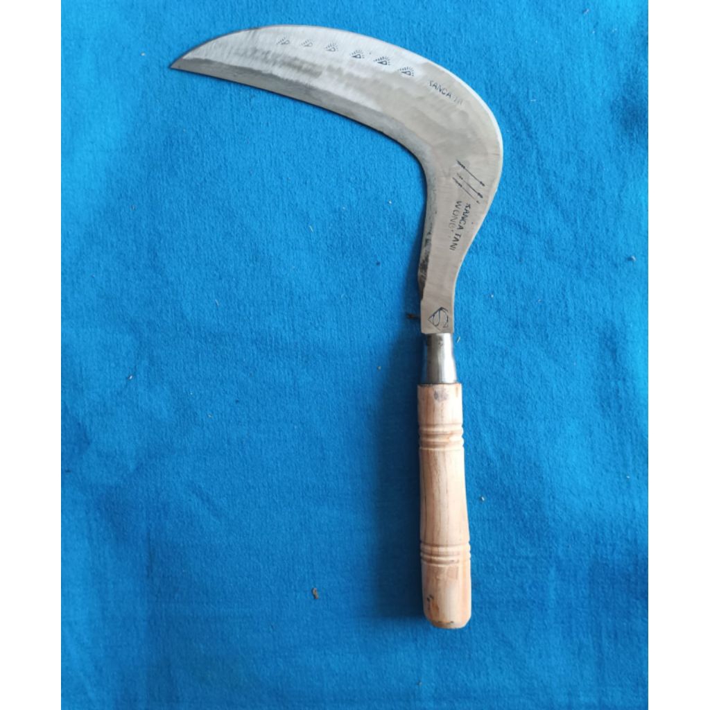 Arit pengaritan rumput dan padi baja isen asli wonosobo