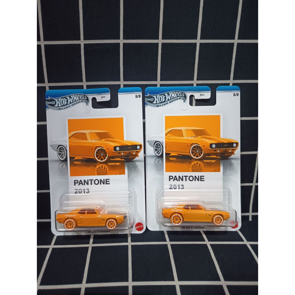Hotwheels Silvers Series Pantone 69 Copo Camaro