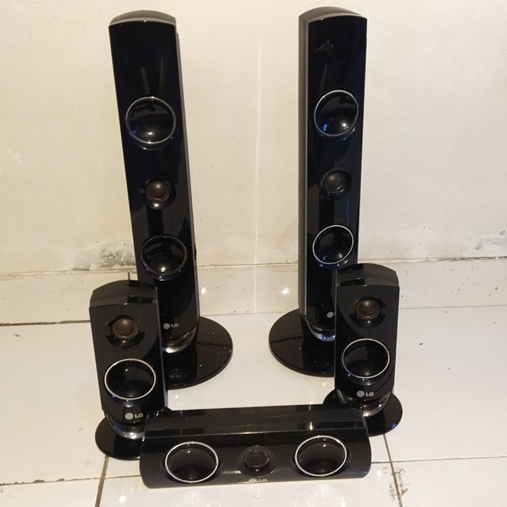 speaker tower lg
