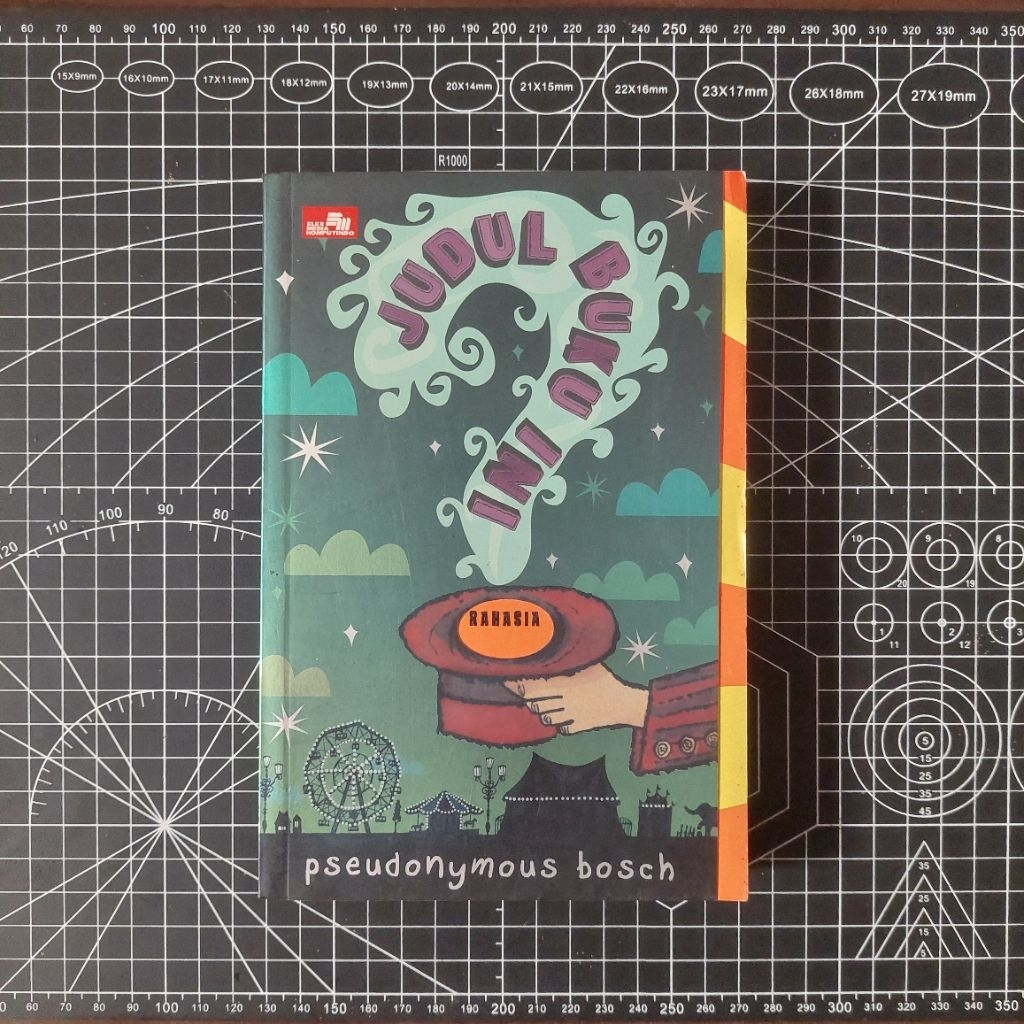 PRELOVED BOOK - Novel Secret 1: Judul Buku Ini Rahasia - Pseudonymous Bosch