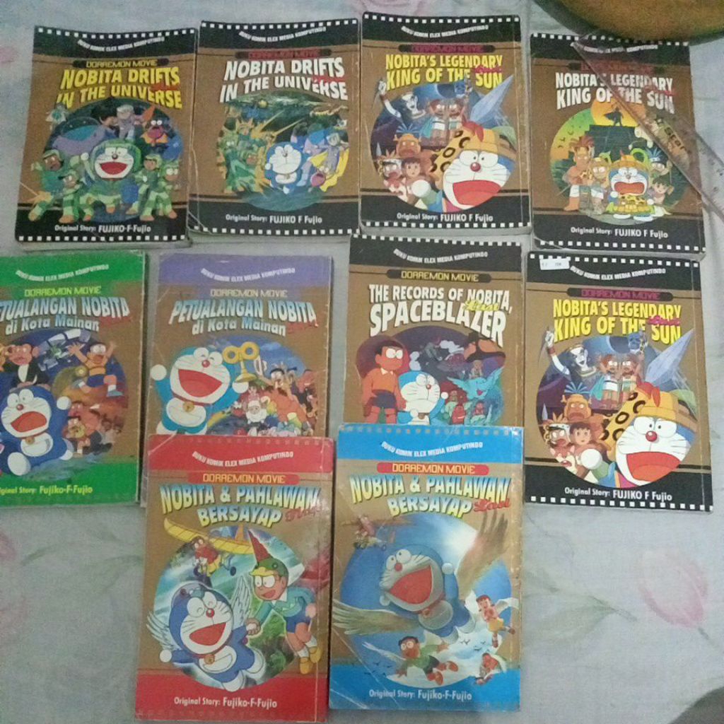Doraemon Movie FULL WARNA COVER GOLD - Komik Cabutan Full Warna (Fujiko F Fujio)