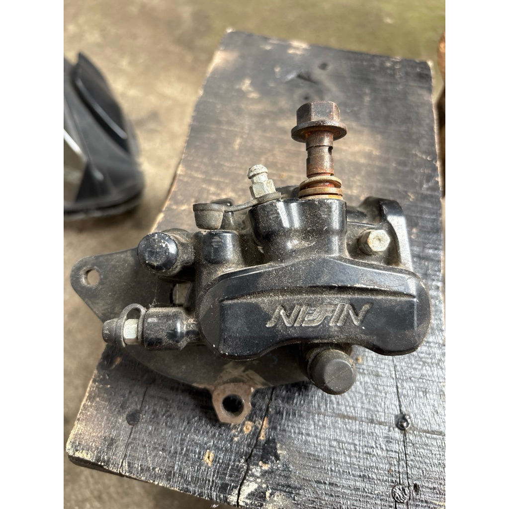 kaliper depan pcx 3 piston