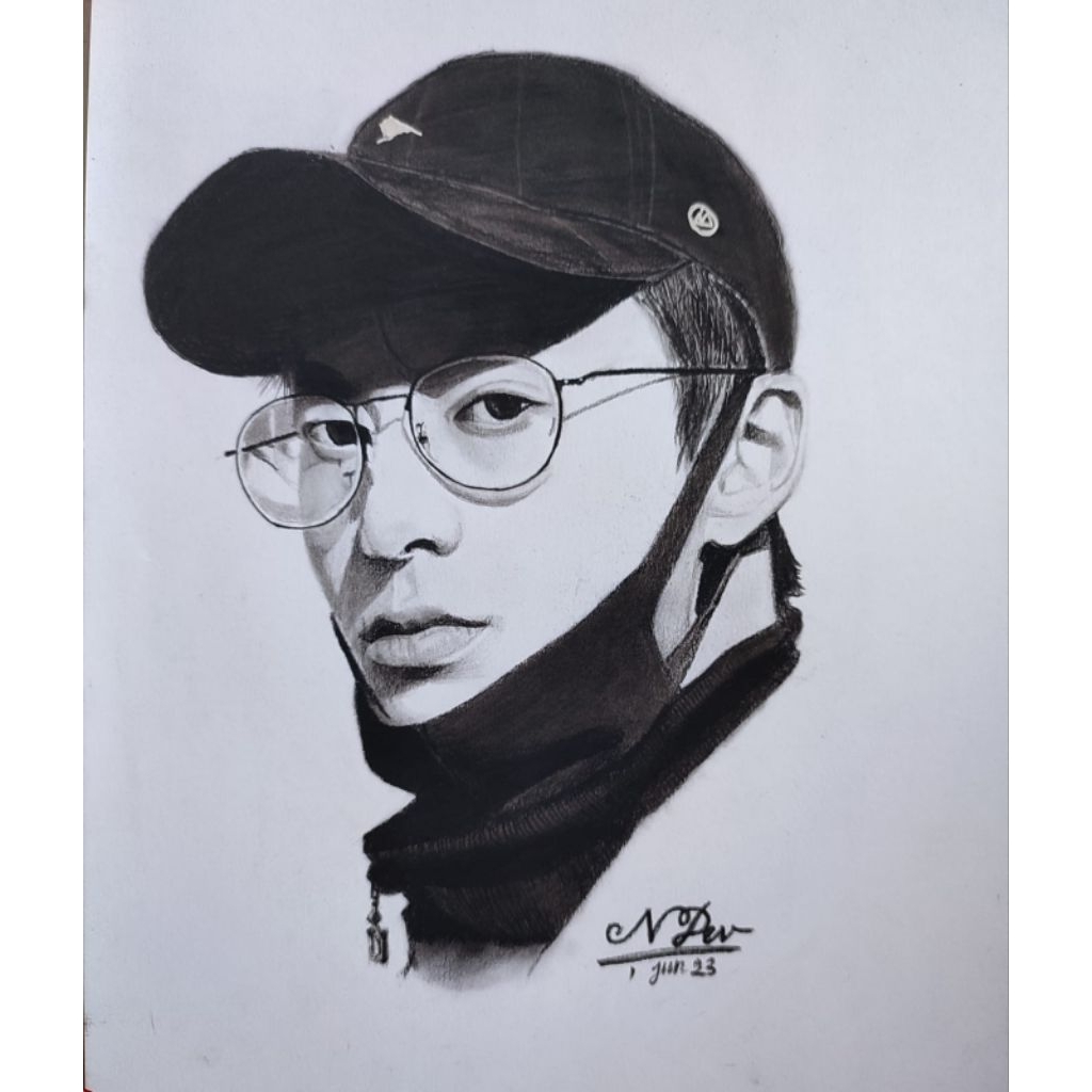 sketsa wajah pensil hitam putih A4 (tanpa bingkai)