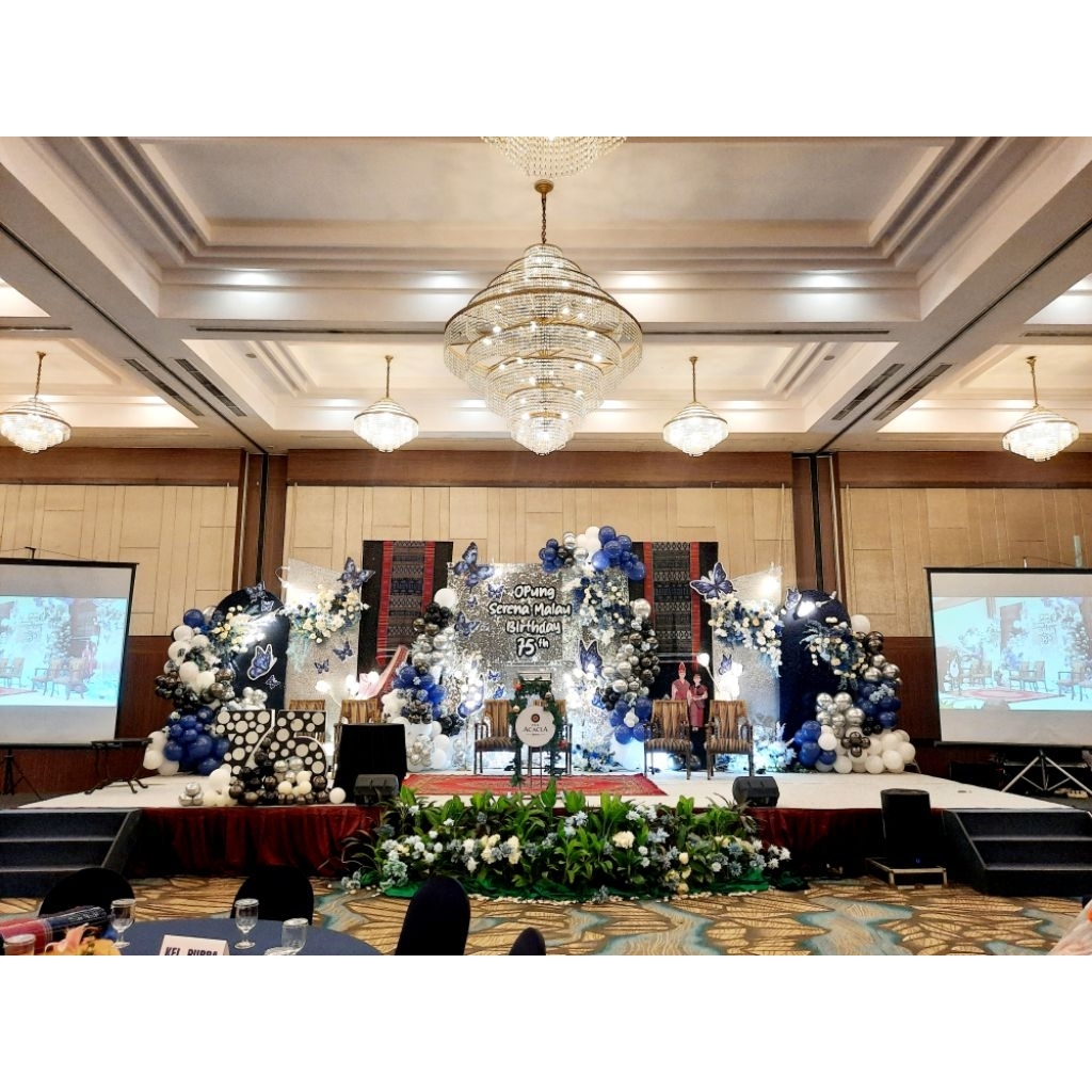 Sewa Dekorasi Pelaminan Adat Batak Minimalis 8 Meter - Backdrop Pernikahan Ulos Minimalis Modern 8 m