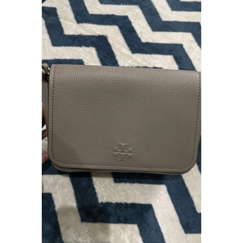 New NWOT TB Thea Flap Crossbody Gray Heron