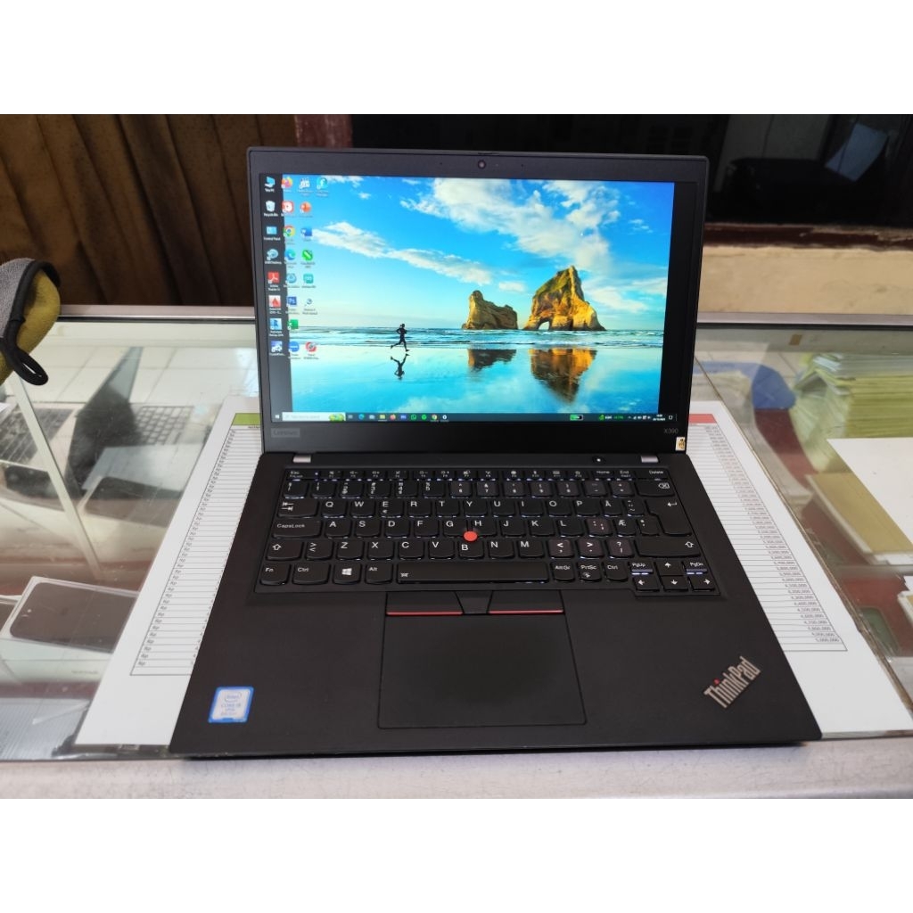 Lenovo Thinkpad x390 Core i5 Ram 16 GB