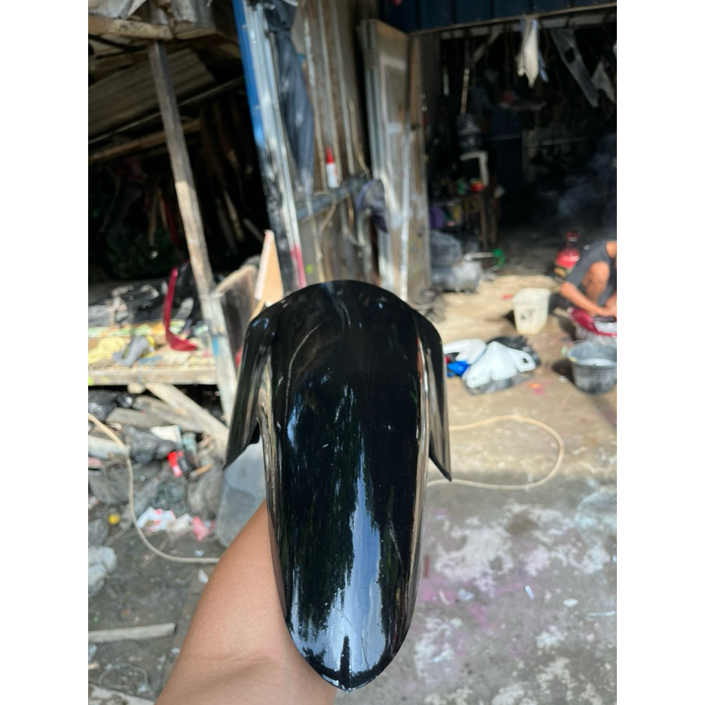 Spakbor depan Honda Supra 125 lama tahun 2005-2008 warna hitam