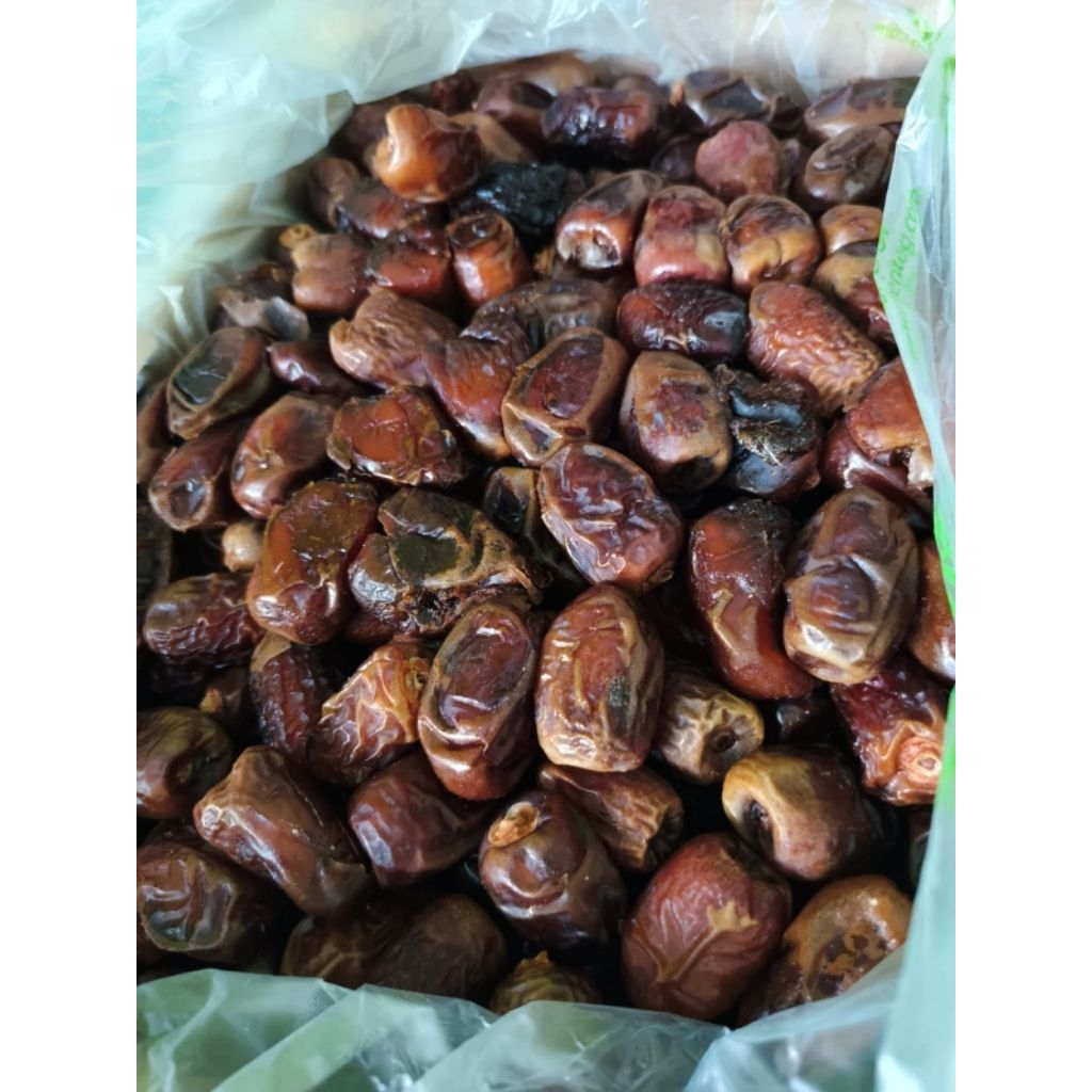 kurma golden valley 1kg