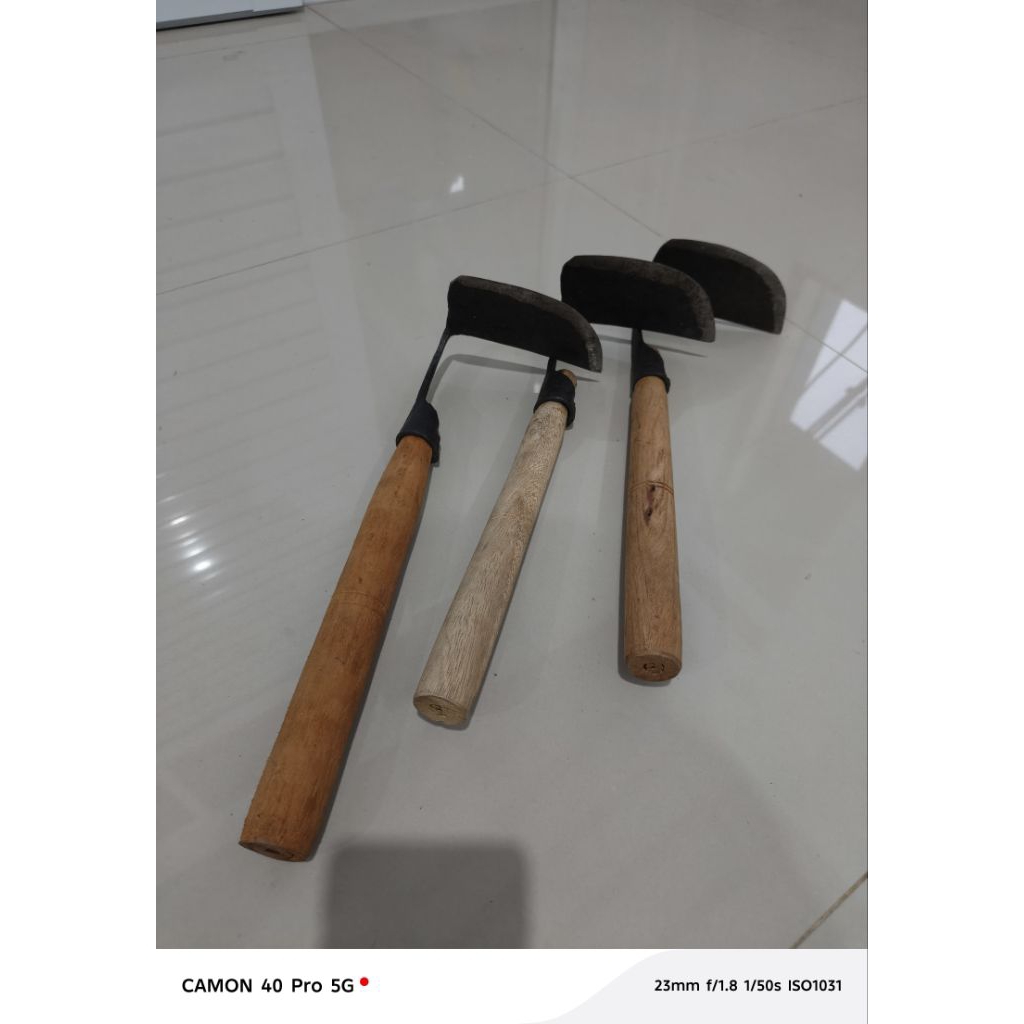 Kored pemebersih rumput cangkul pacul kecil