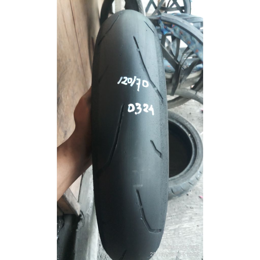 Michelin 120/70-17 Tubeless