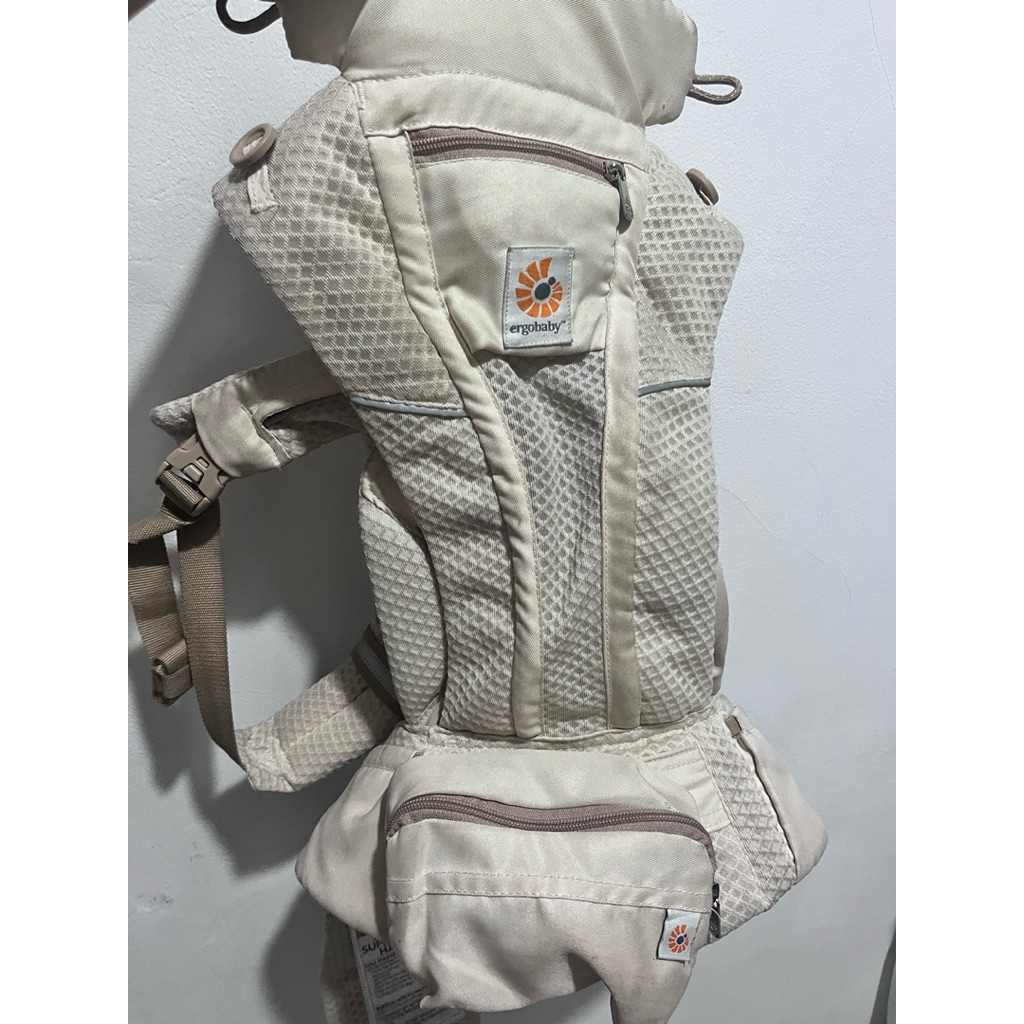 GENDONGAN ERGOBABY BABY CARRIER SECOND ERGO BABY CUDDLE ME