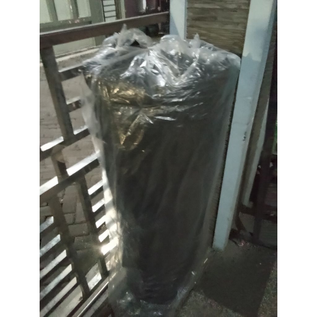BUBBLE WRAP 2 ROLL HITAM 3KG