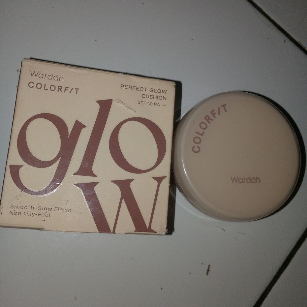 Preloved Wardah Colorfit Perfect Glow Cushion free beauty blender