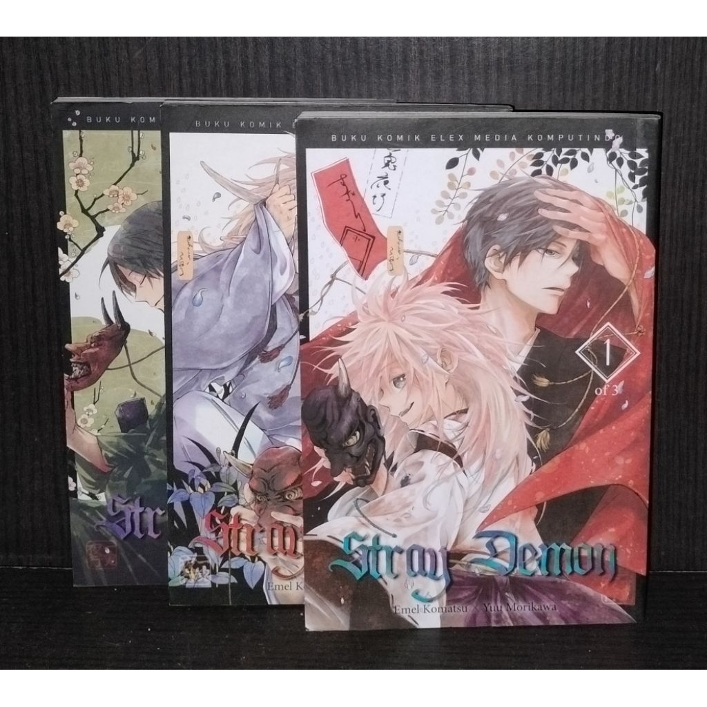 Komik Stray Demon Set 1-3 Tamat