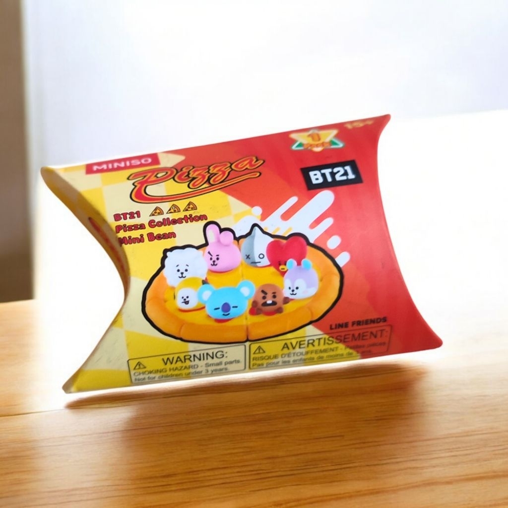 MINISO BT21 PIZZA MINI BEAN MAINAN FIGURE PAJANGAN KARAKTER BT21