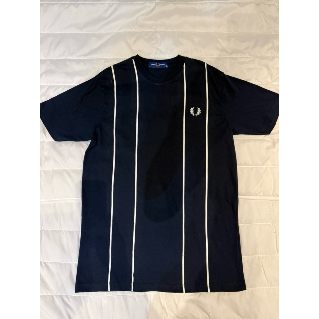 Preloved Kaos Fred Perry Vertical Stripe Navy T-Shirt Original