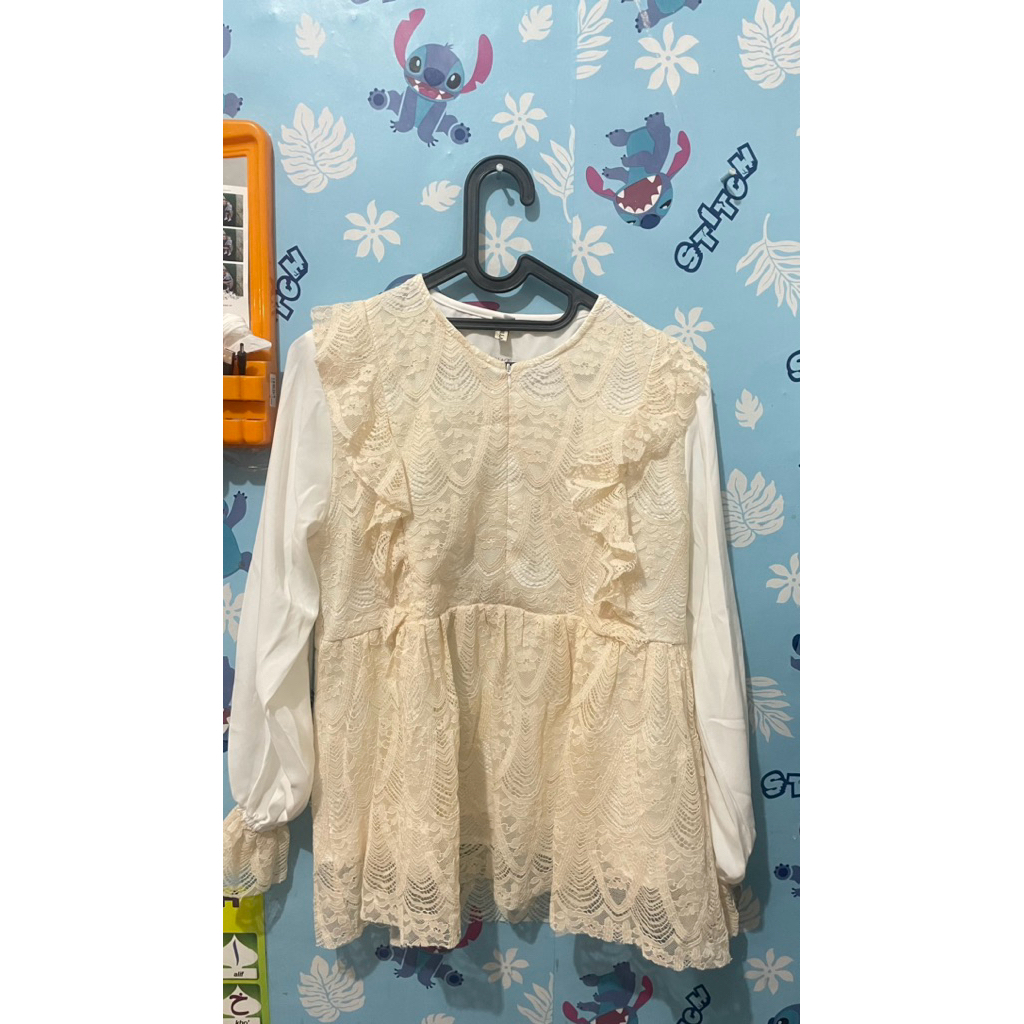 BLOUSE VANILLA HIJAB PRELOVED