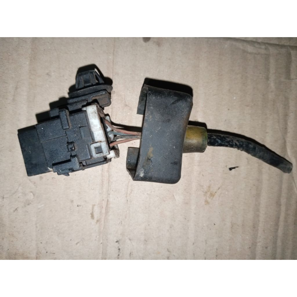Soket bok Relay kaki 4 CBR 150R Old original copotan