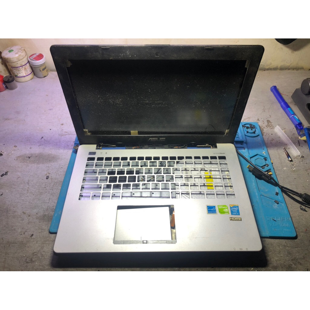 casing kesing asus a451l minus dudukan baut rusak