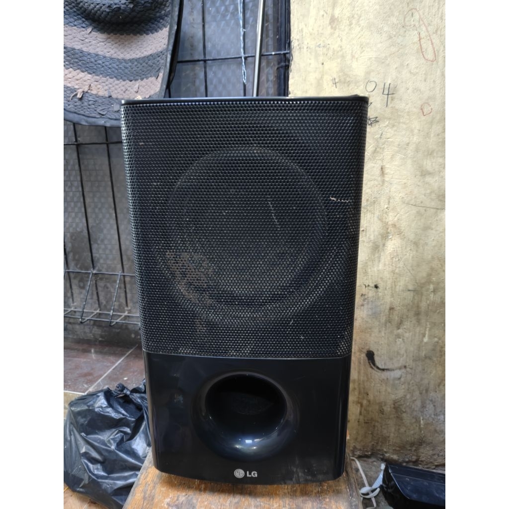 speaker pasif subwoofer LG